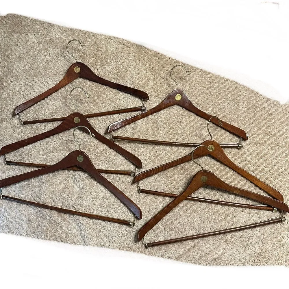 12 Vintage The Henry Hanger Co. Mahogany Suit Hangers
